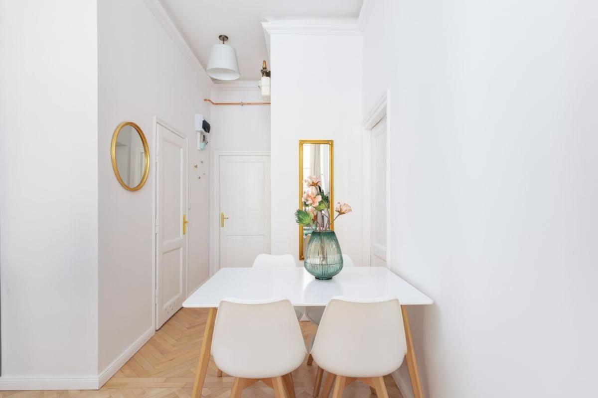 Apartamenty-Mi Old Town Residence Warsaw Ngoại thất bức ảnh